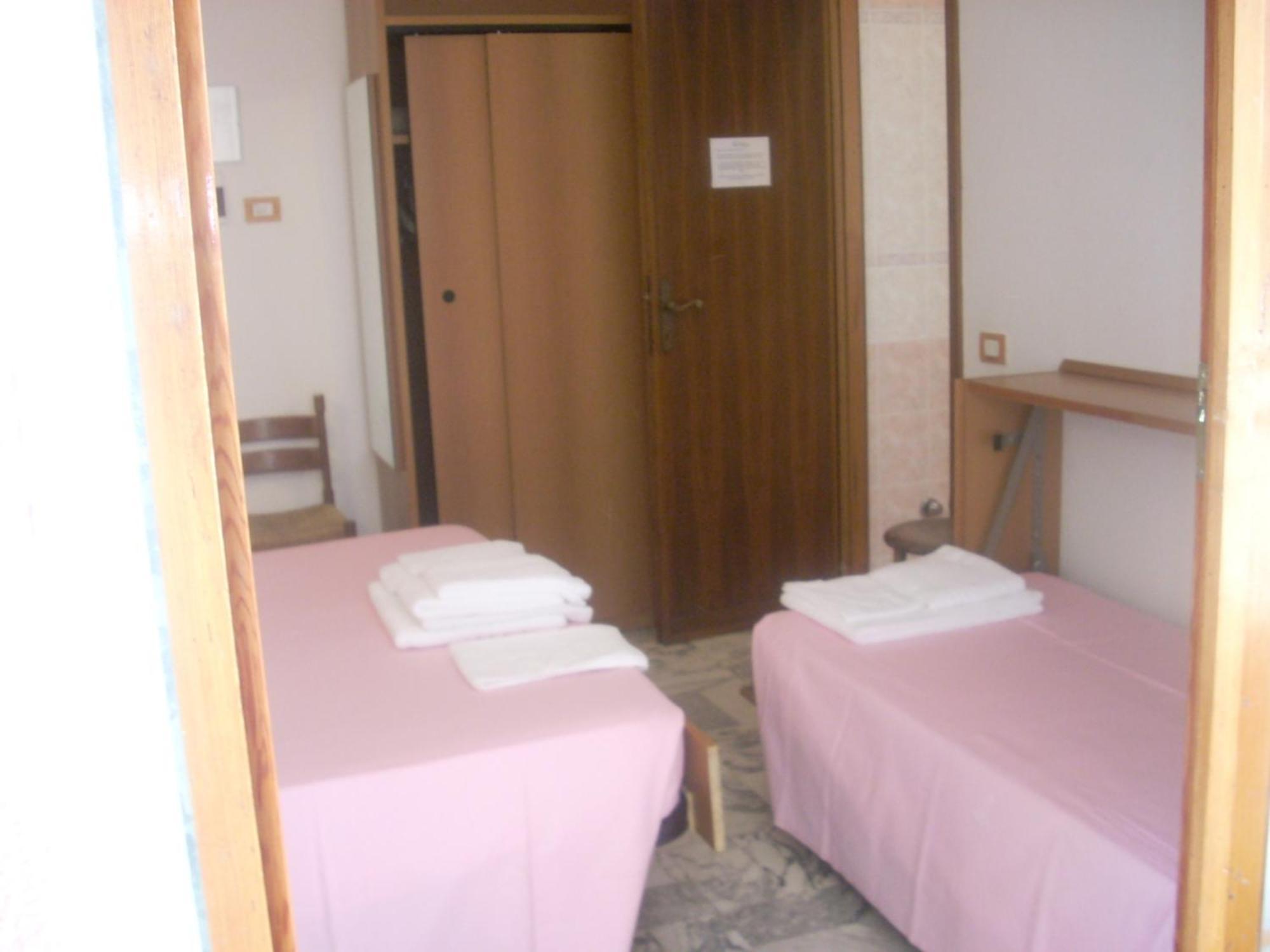מונליה Hotel Corallo מראה חיצוני תמונה